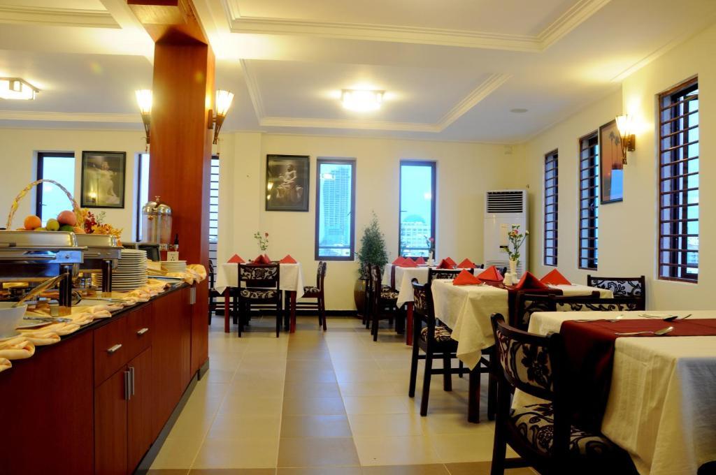 V N E Hotel Phnom Penh Ngoại thất bức ảnh