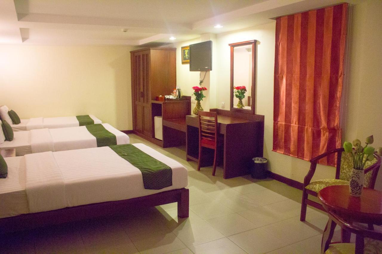 V N E Hotel Phnom Penh Ngoại thất bức ảnh